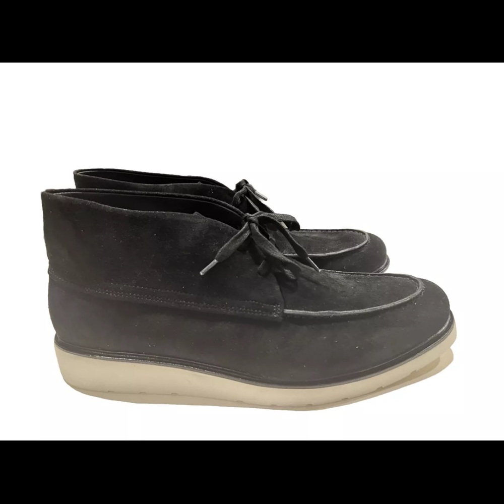VINCE NEW BLACK SUEDE BOOTS TIE UP WHITE SOLES MENS